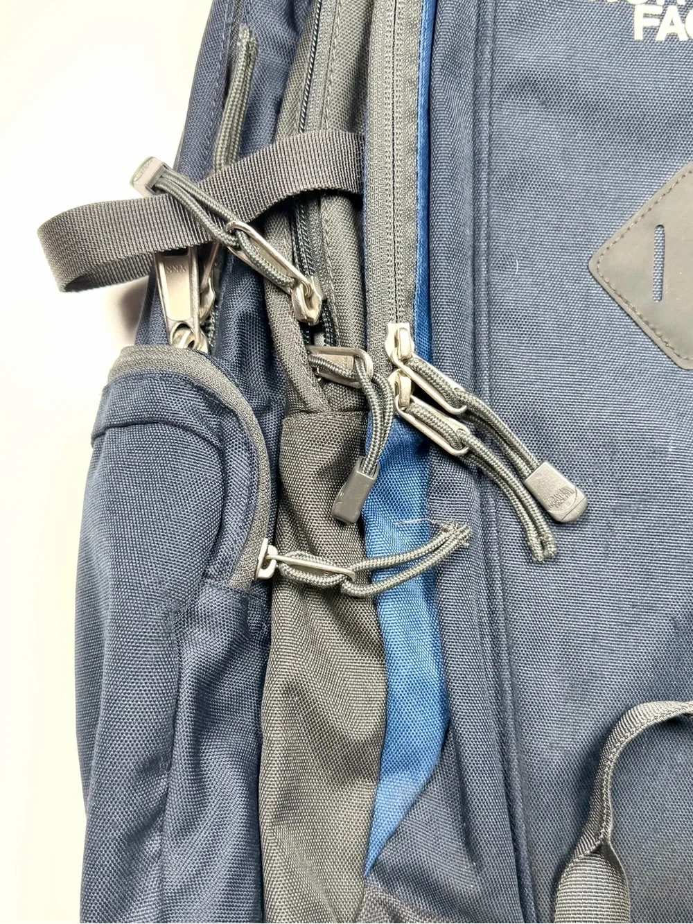 The North Face Mentor Backpack Navy Blue Laptop Hiking Travel Daypack